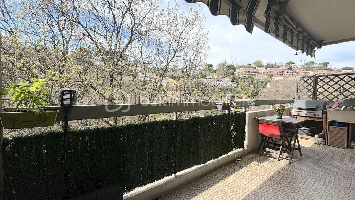 Appartement à VENCE