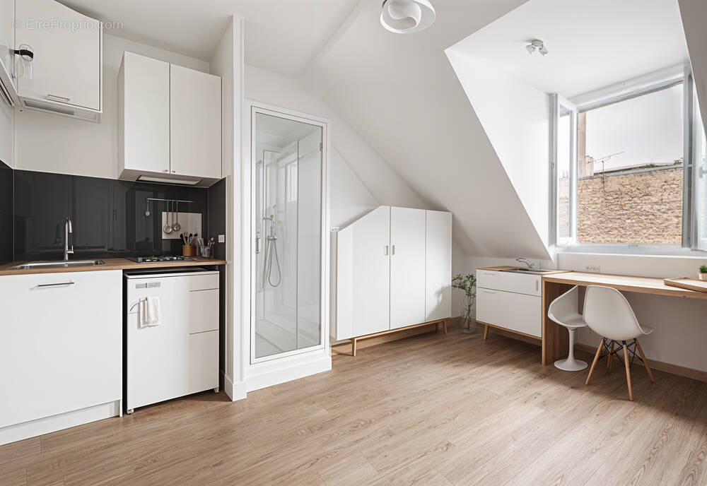 Appartement à PARIS-17E