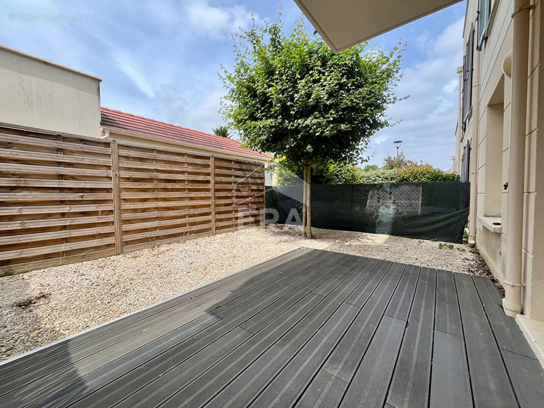 Appartement à MAROLLES-EN-HUREPOIX