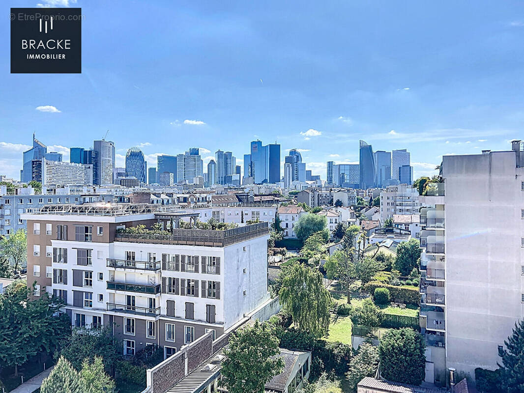 Appartement à COURBEVOIE