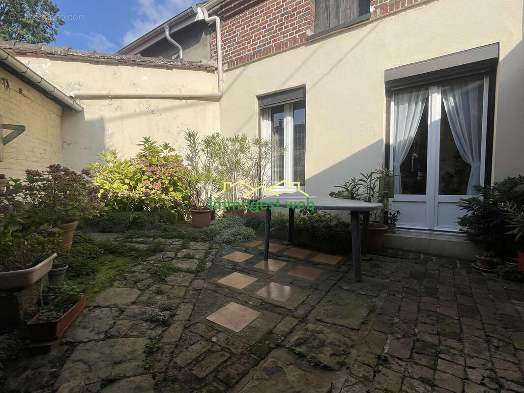 Maison à NEUILLY-EN-THELLE