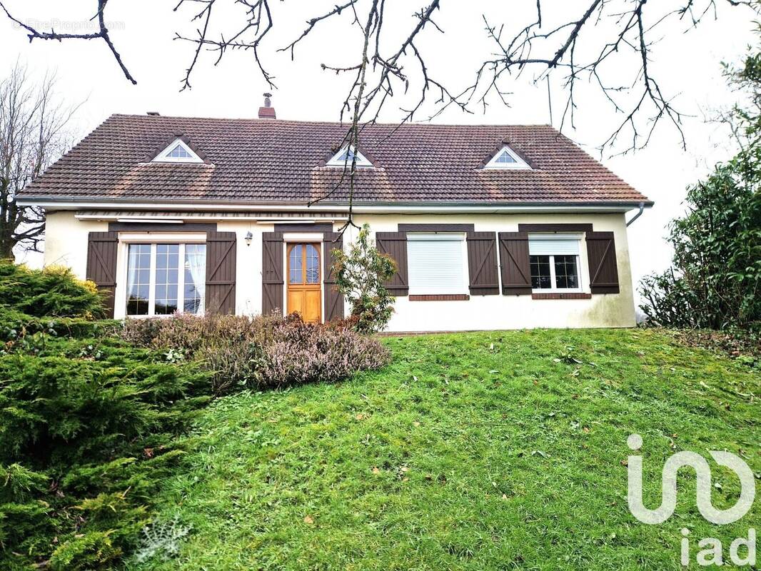 Photo 1 - Maison à SERQUEUX