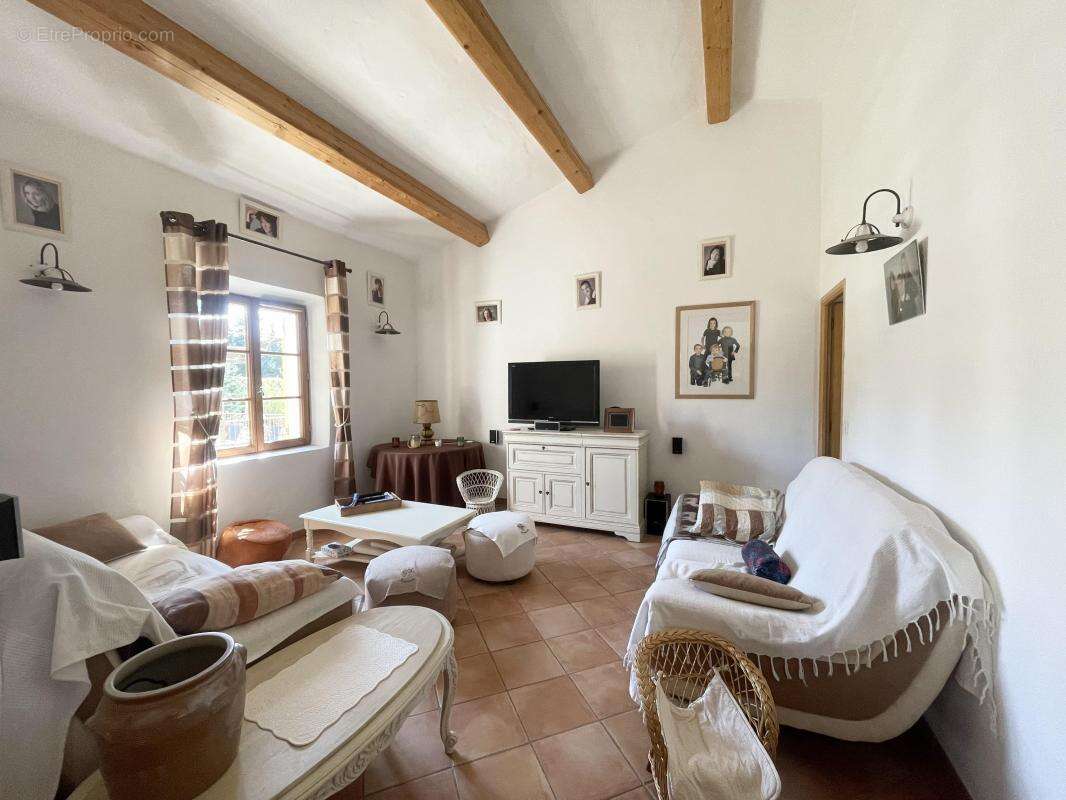 Maison à CHEVAL-BLANC