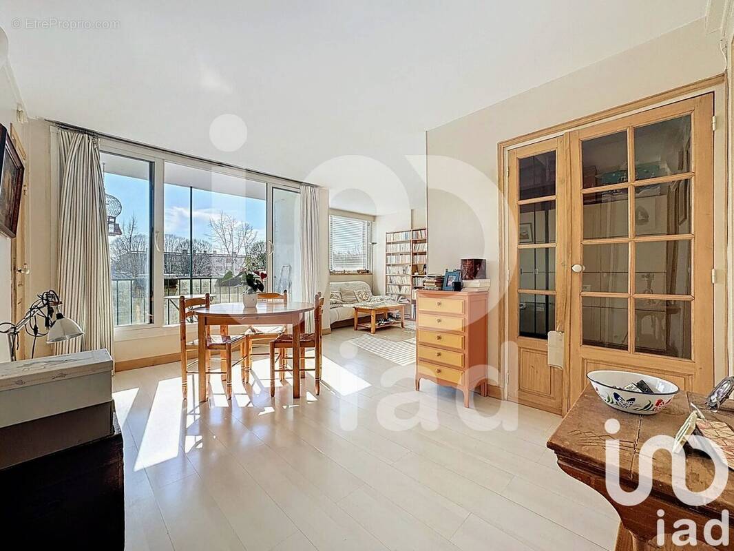 Photo 1 - Appartement à MAISONS-LAFFITTE