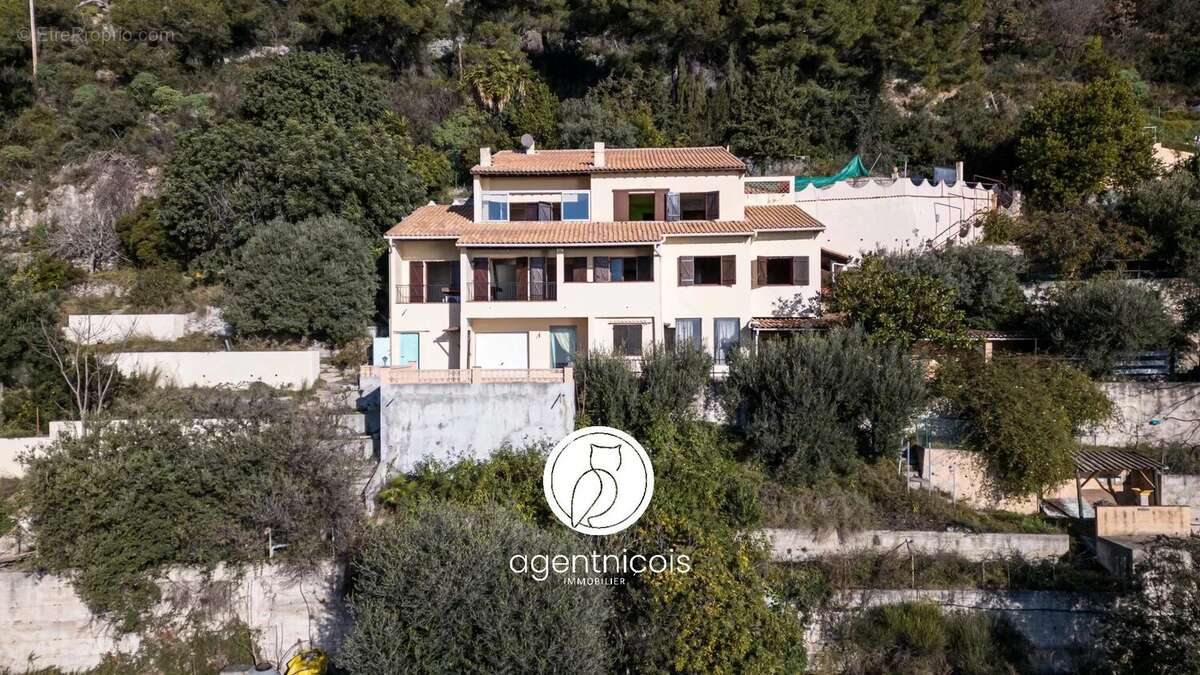 Maison à LA TURBIE