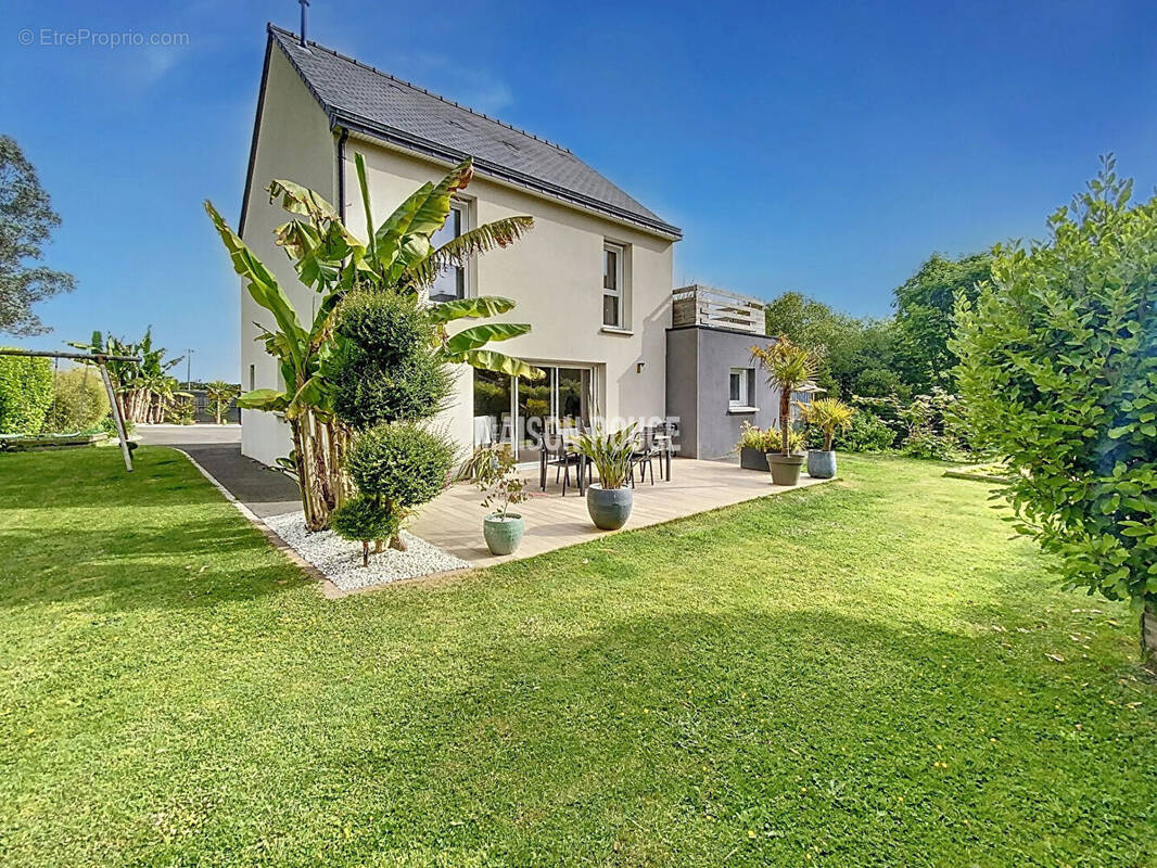 Maison à PLOUEZEC