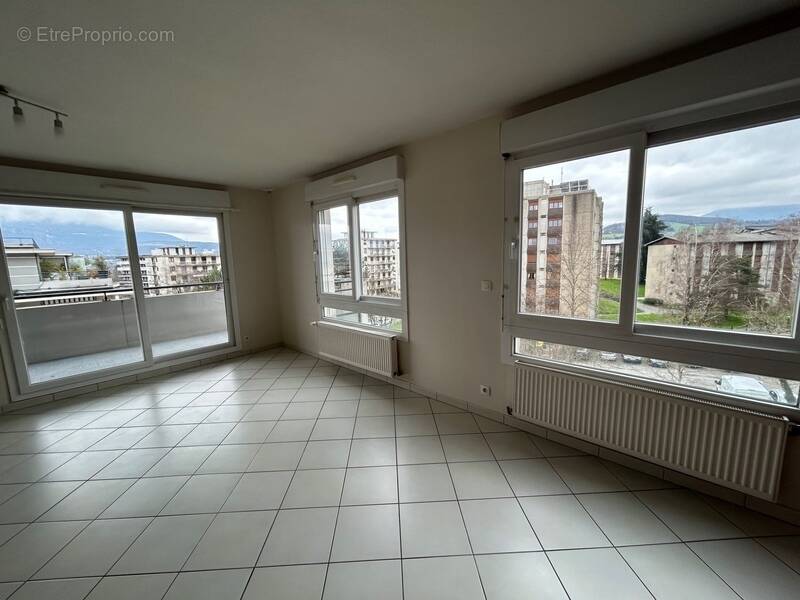 Appartement à LA MOTTE-SERVOLEX