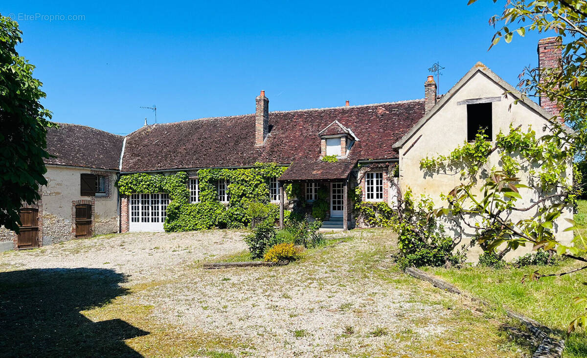 Maison à HAUTERIVE