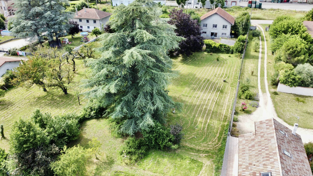 Maison à BEAUREPAIRE