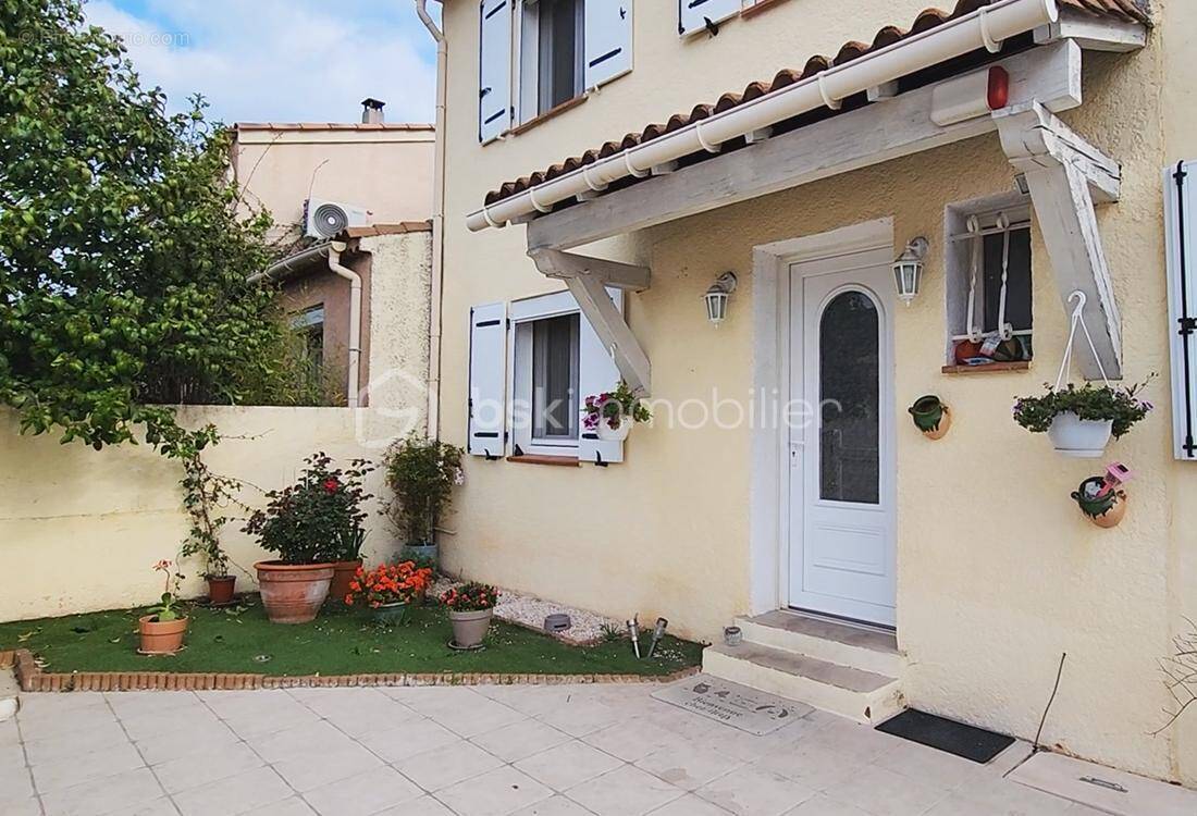 Maison à SOLLIES-PONT