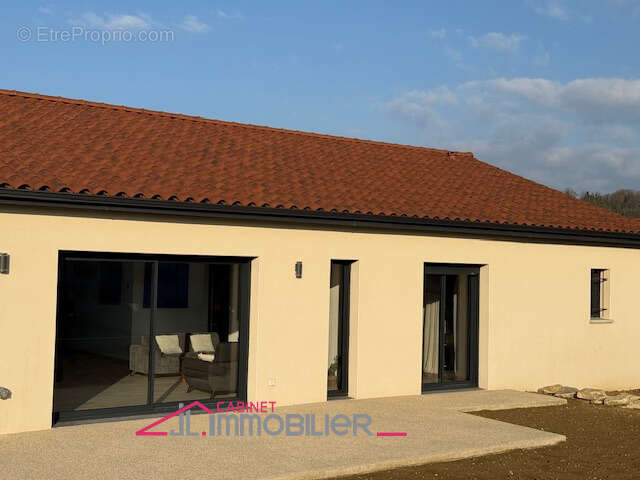 Maison à ALLEX