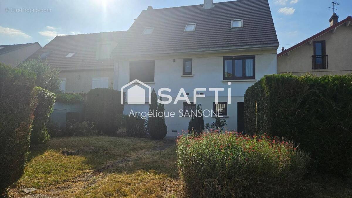 Photo 1 - Maison à CHILLY-MAZARIN