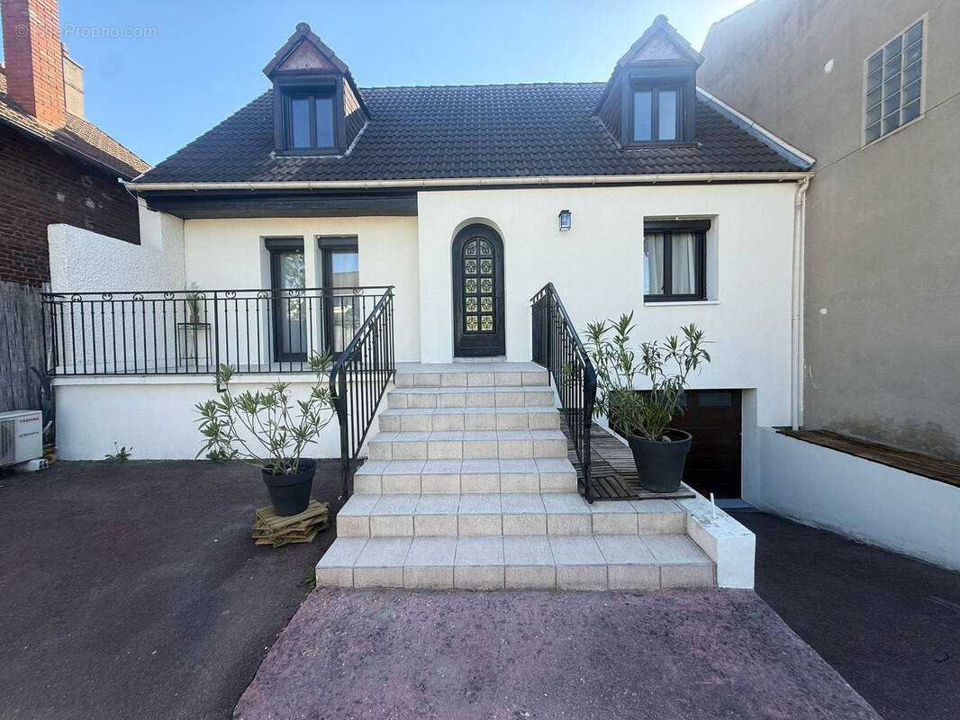 Maison à DRANCY