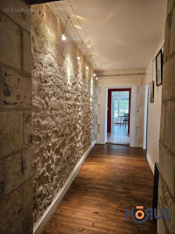 Maison à BOURG-CHARENTE