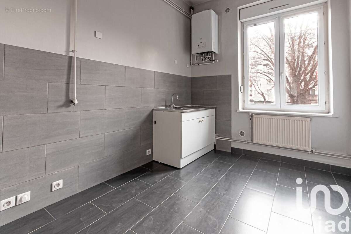 Photo 5 - Appartement à LYON-8E