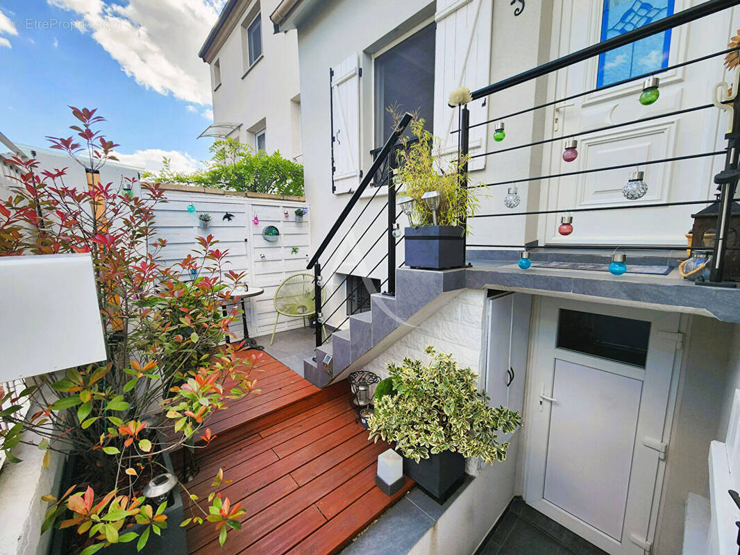 Maison à FRESNES