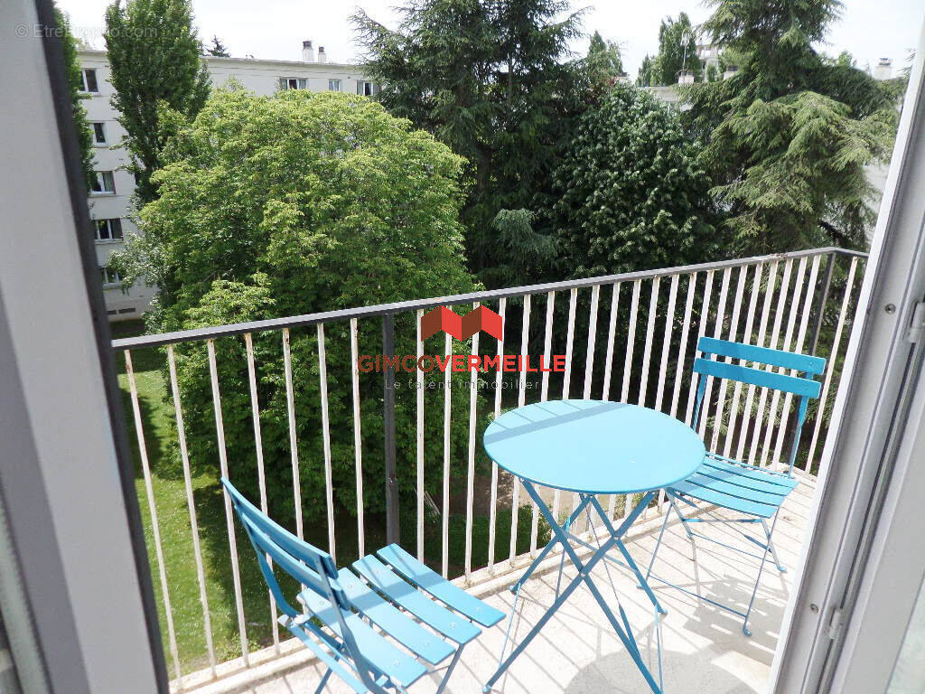 Appartement à LA CELLE-SAINT-CLOUD
