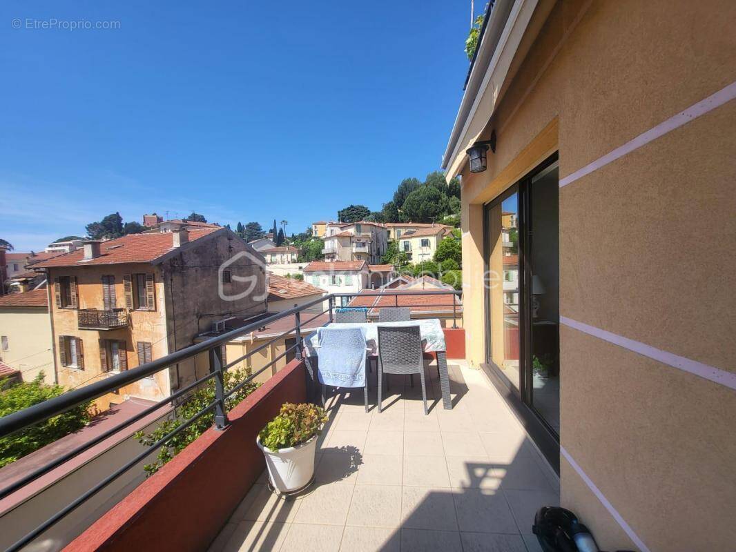 Appartement à MENTON