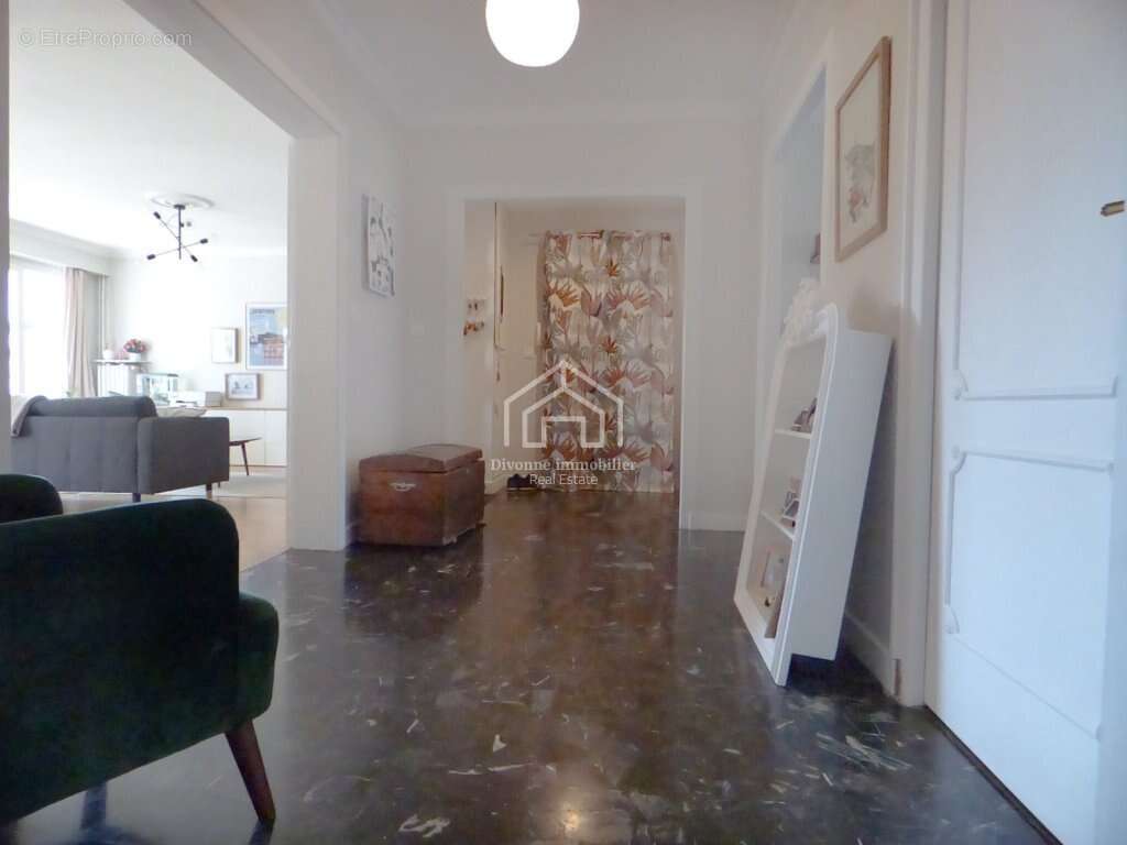 Appartement à DIVONNE-LES-BAINS