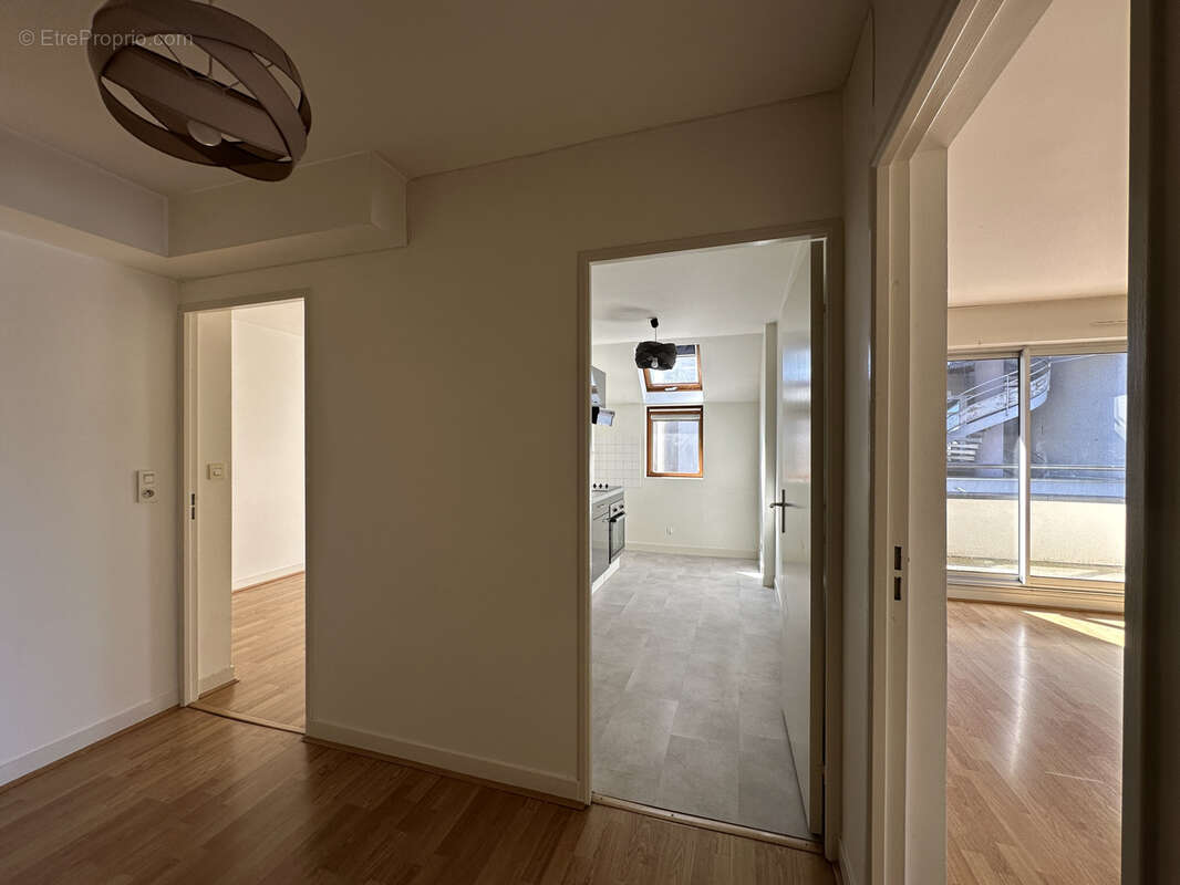 Appartement à SAINT-JEAN-DE-BRAYE