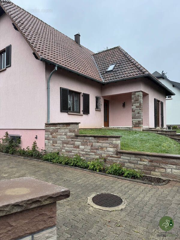 FACADE SUR RUE - Maison à BETSCHDORF