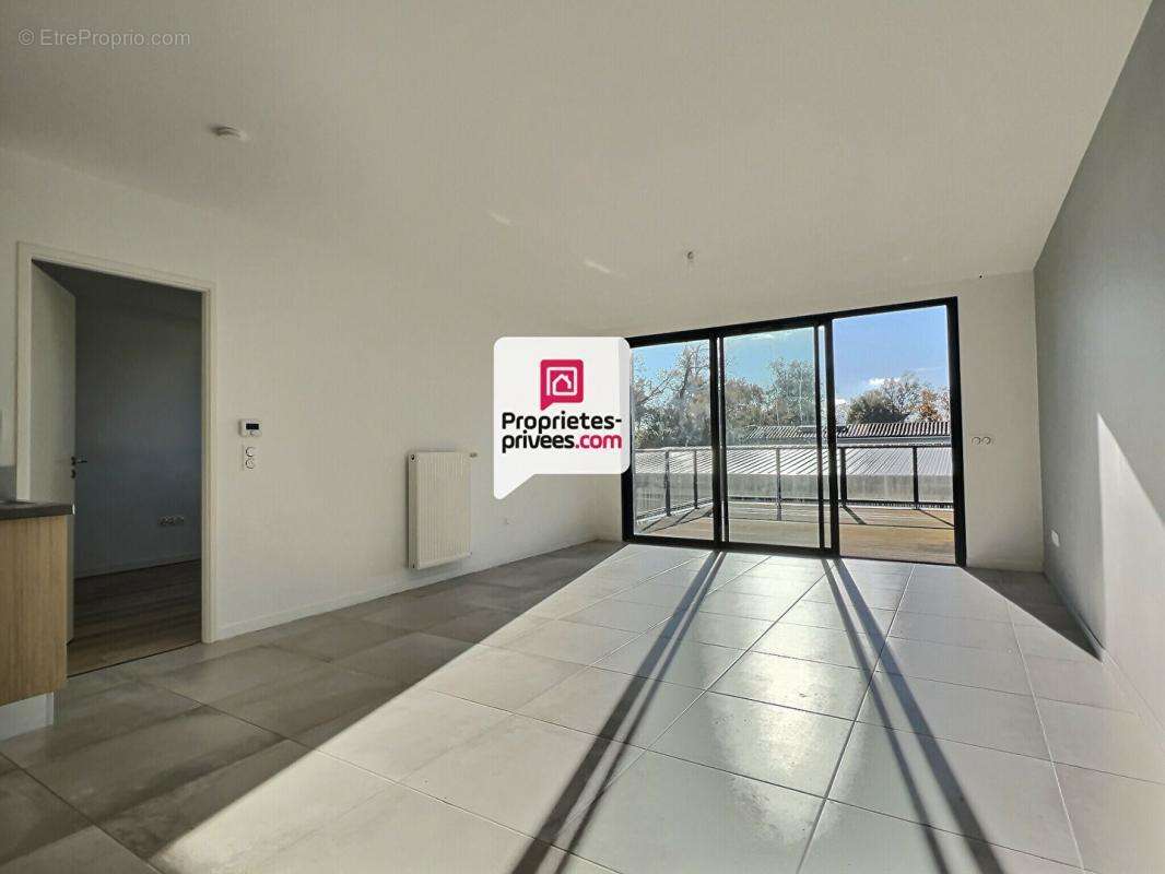 Appartement à POMPIGNAC