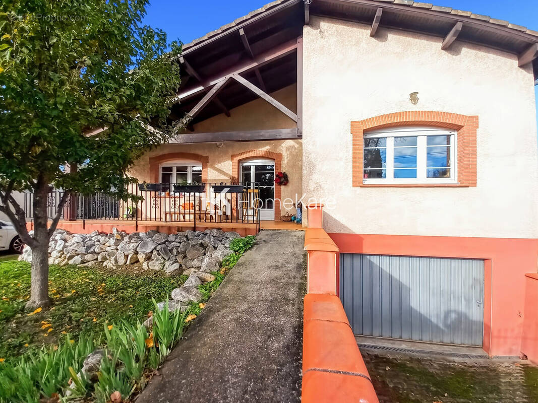 Maison à LASSERRE