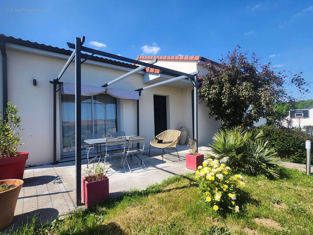 Photo 1 - Maison à AIXE-SUR-VIENNE
