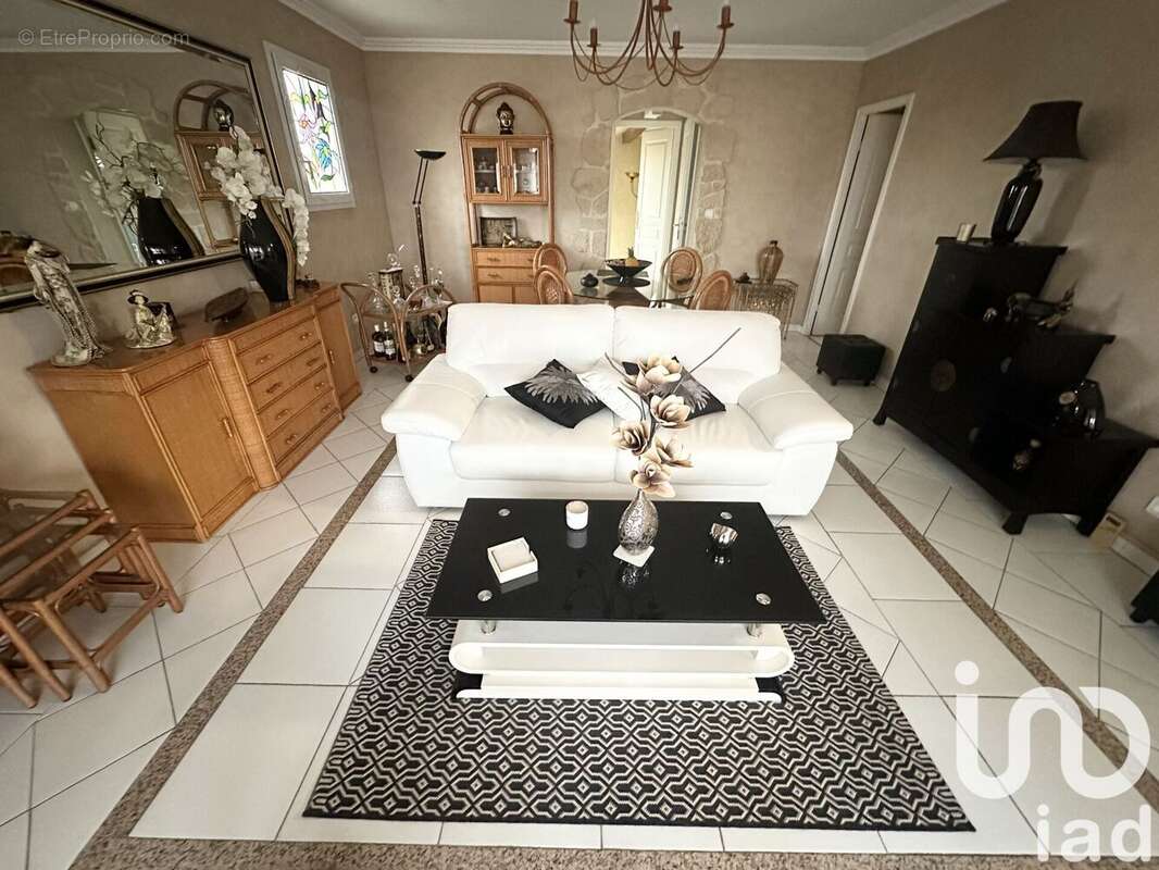 Photo 5 - Appartement à PUGET-SUR-ARGENS