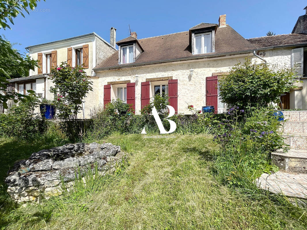 Maison à DONNEMARIE-DONTILLY