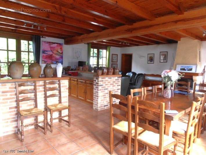 Maison à VERTEUIL-SUR-CHARENTE