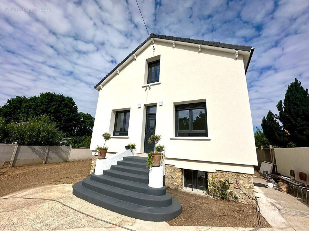 Maison à YERRES