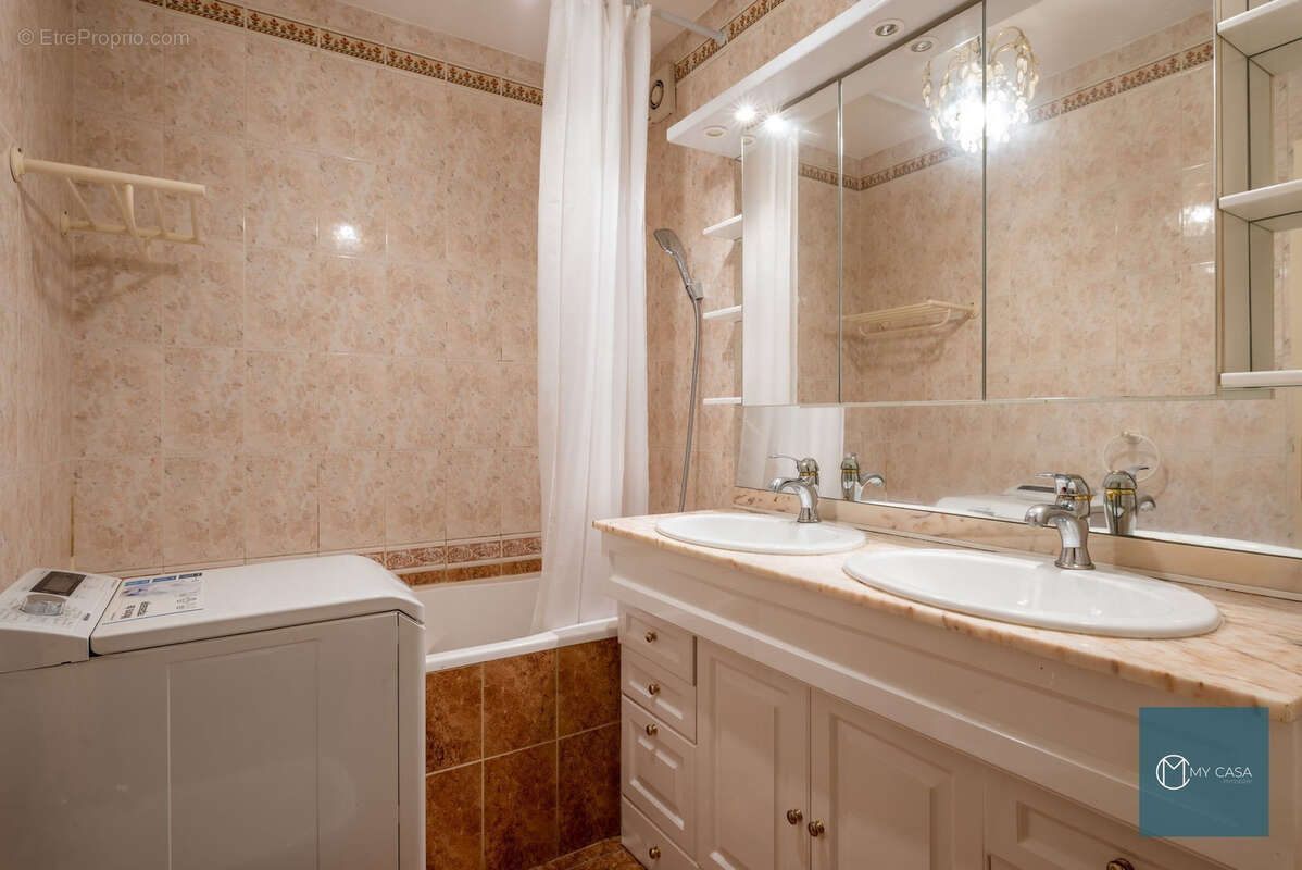 Appartement à LYON-7E