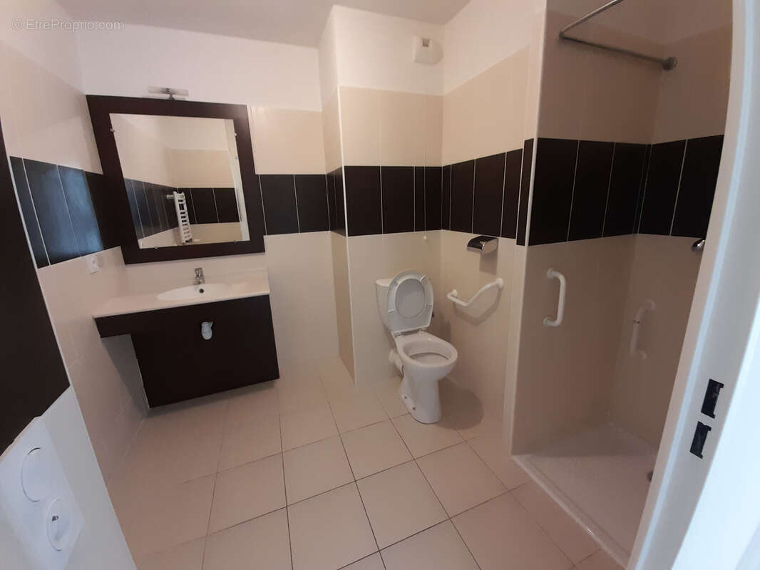 Appartement à PUGET-SUR-ARGENS