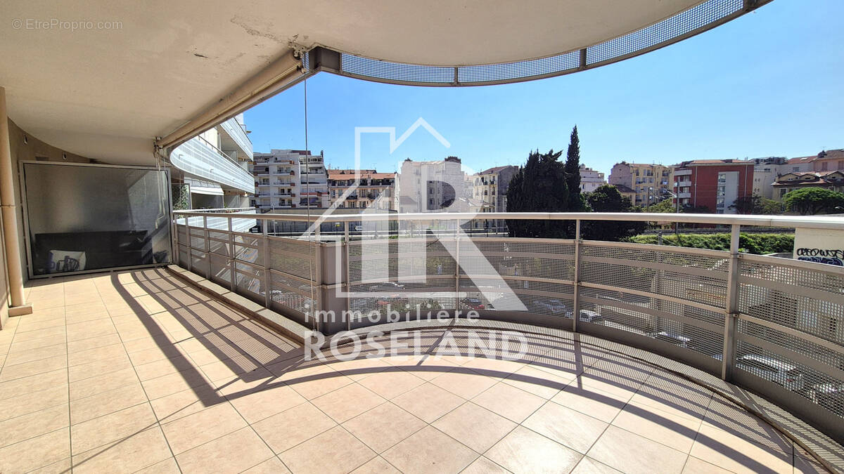 Appartement à NICE