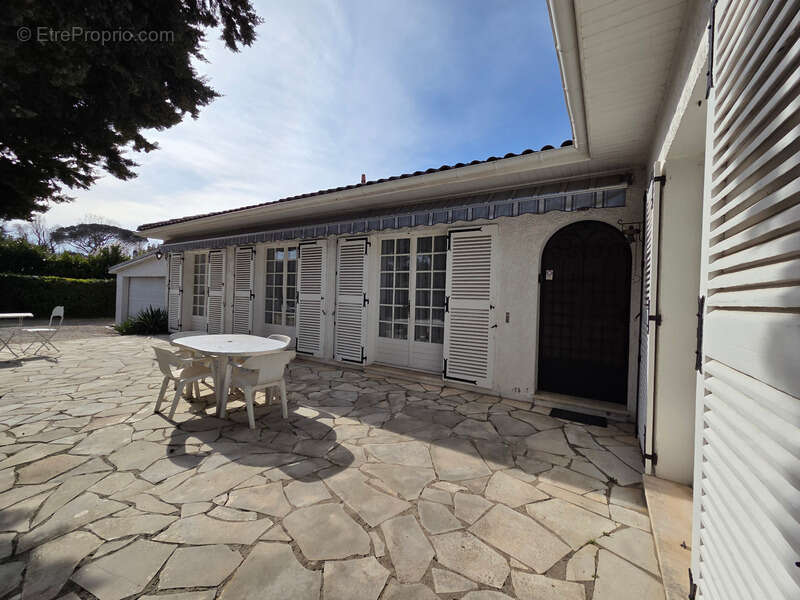 Maison à CENAC