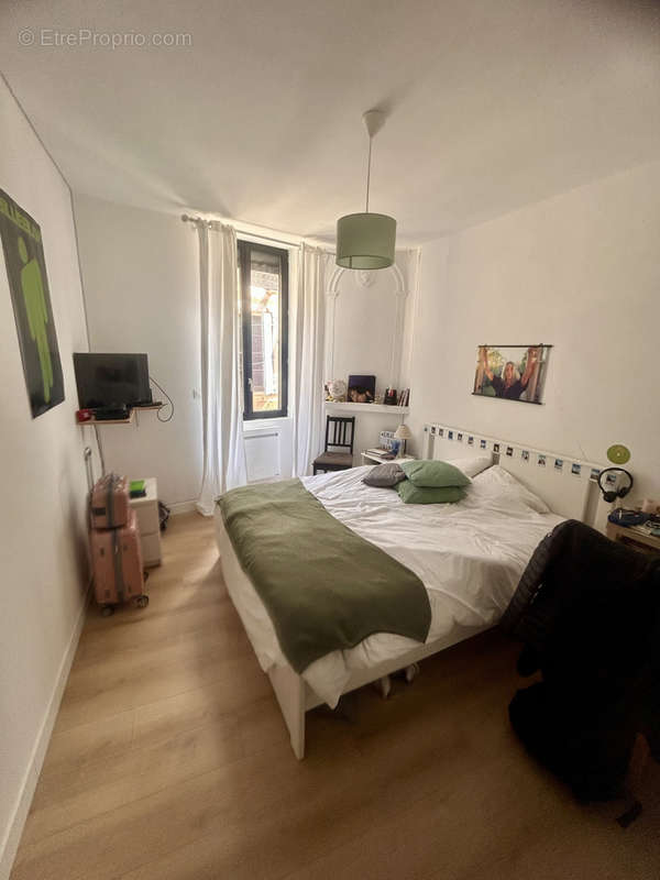 Appartement à SAINT-FELIX-DE-LODEZ
