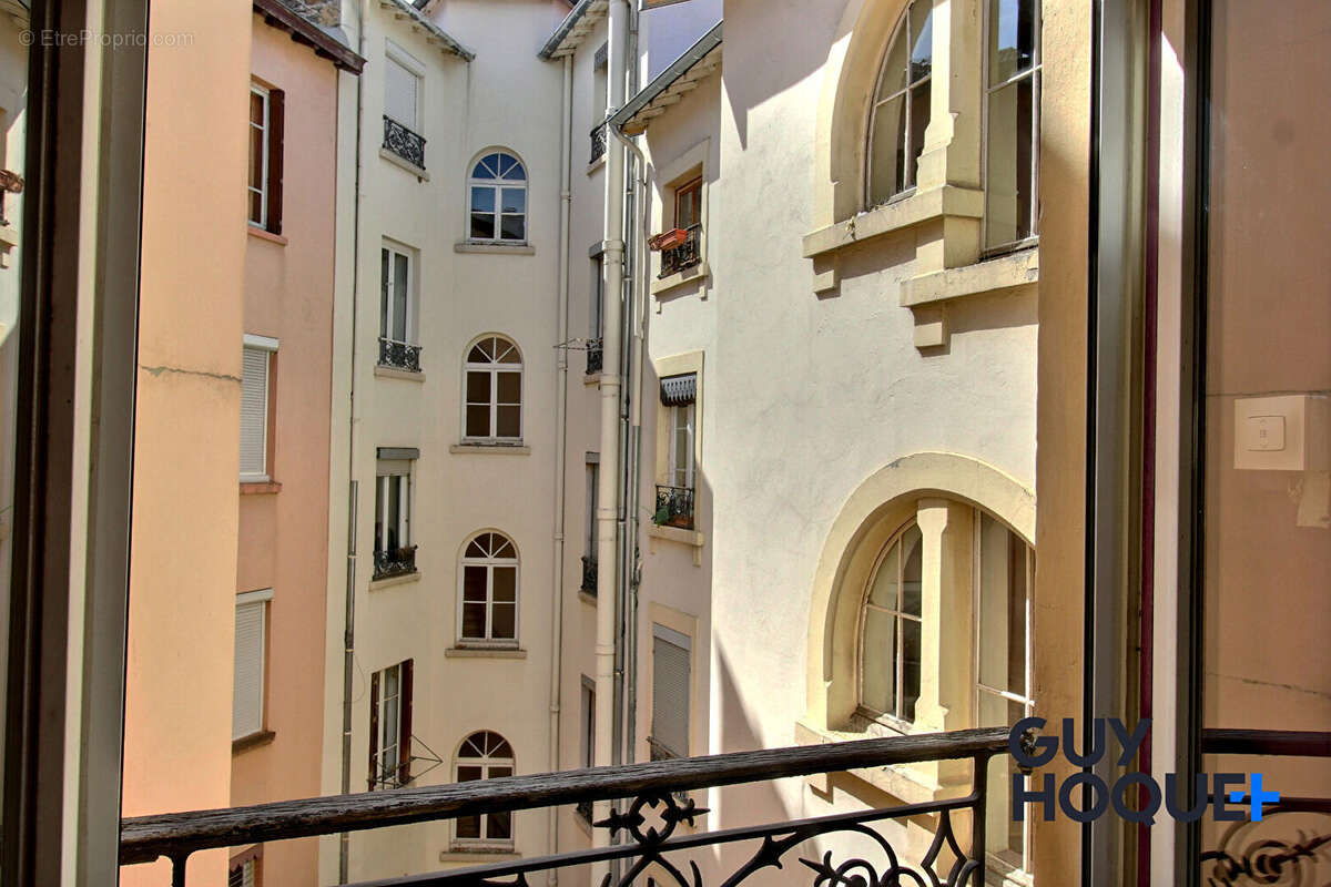 Appartement à LYON-9E