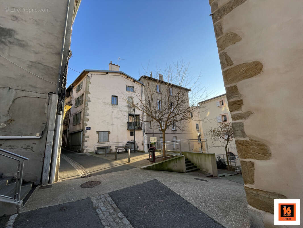 Maison à THIERS