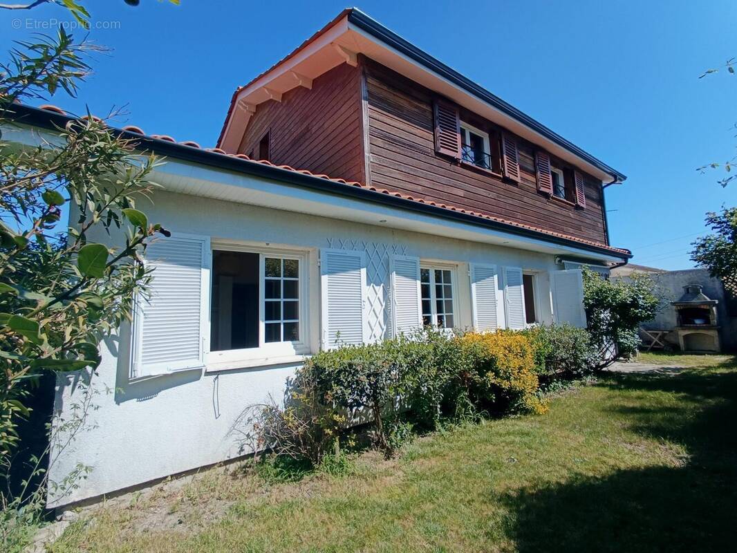 Maison à SAINTE-EULALIE