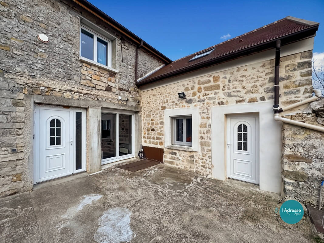 Maison à LA FERTE-ALAIS