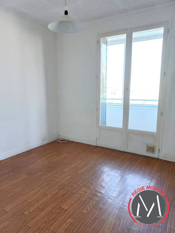Appartement à LYON-8E