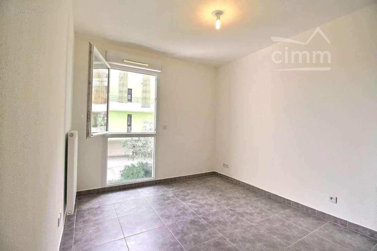 Appartement à JUVIGNAC