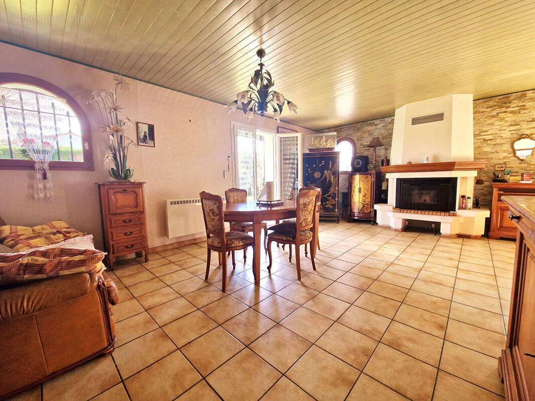 Maison à SANGUINET
