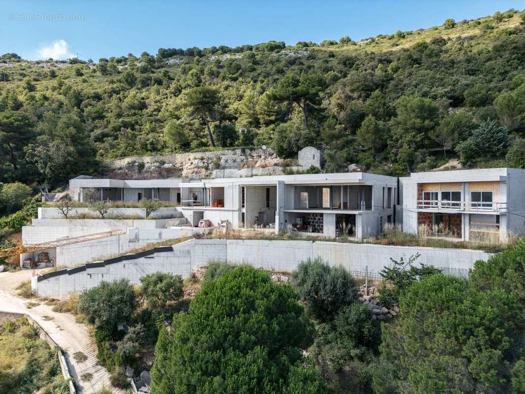 Maison à EZE