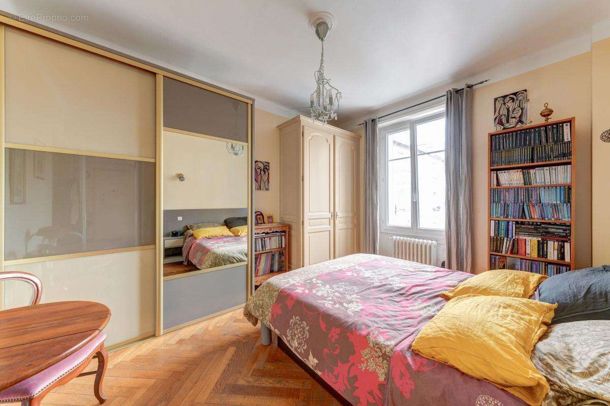 Appartement à LYON-6E