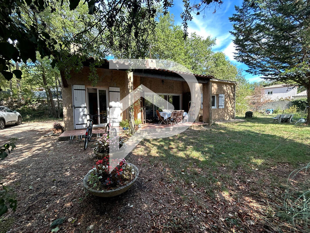 Maison à NANS-LES-PINS
