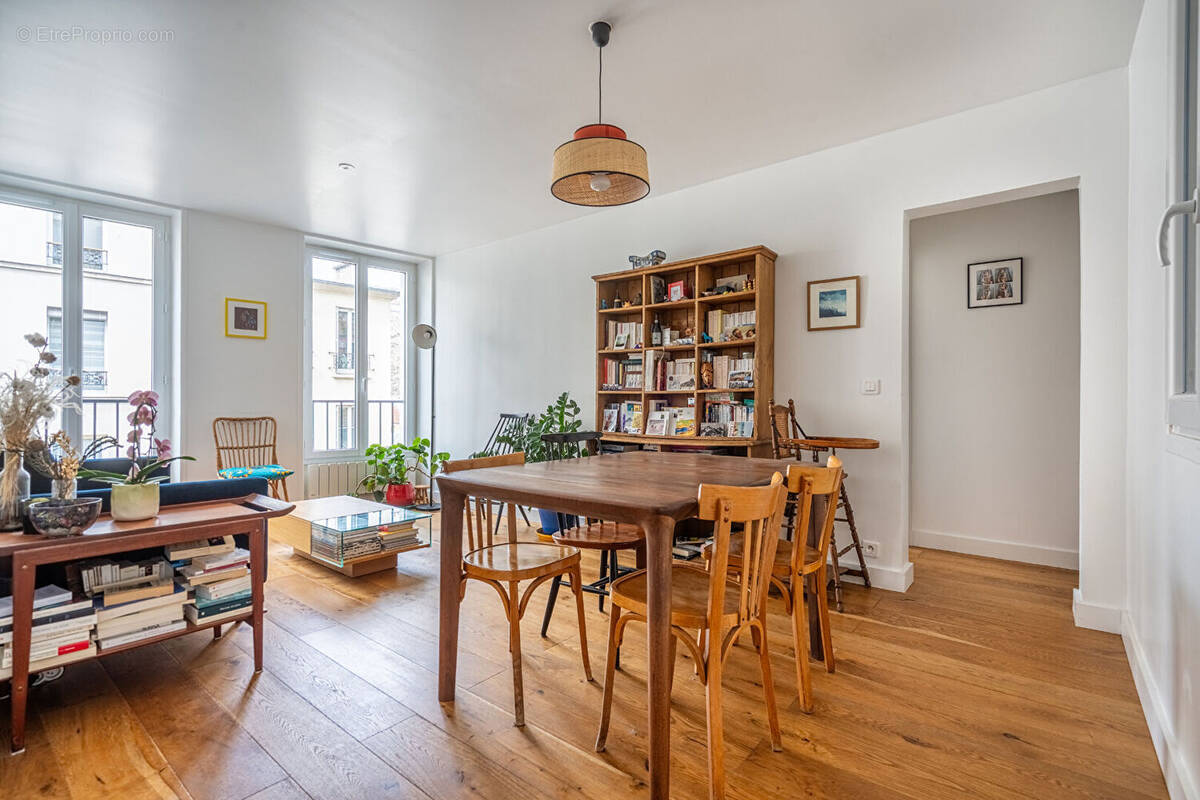 Appartement à PARIS-11E