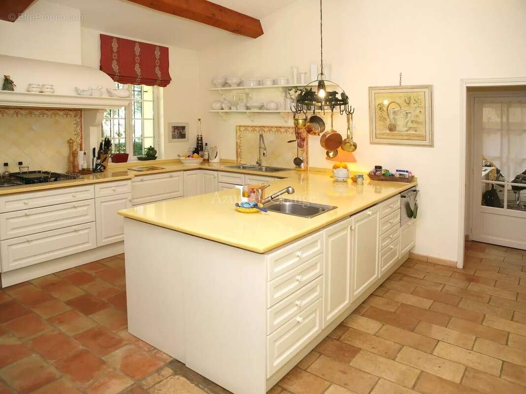 Maison à LE CANNET-DES-MAURES