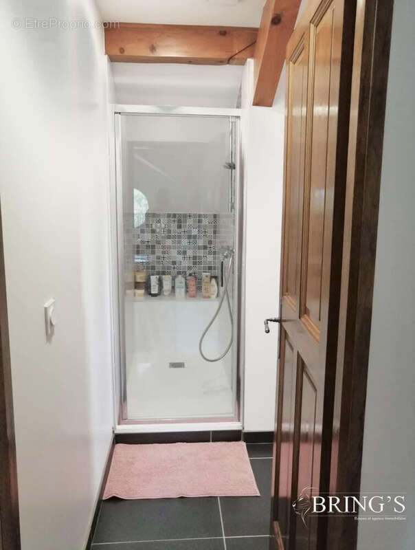 Maison à CHARNECLES